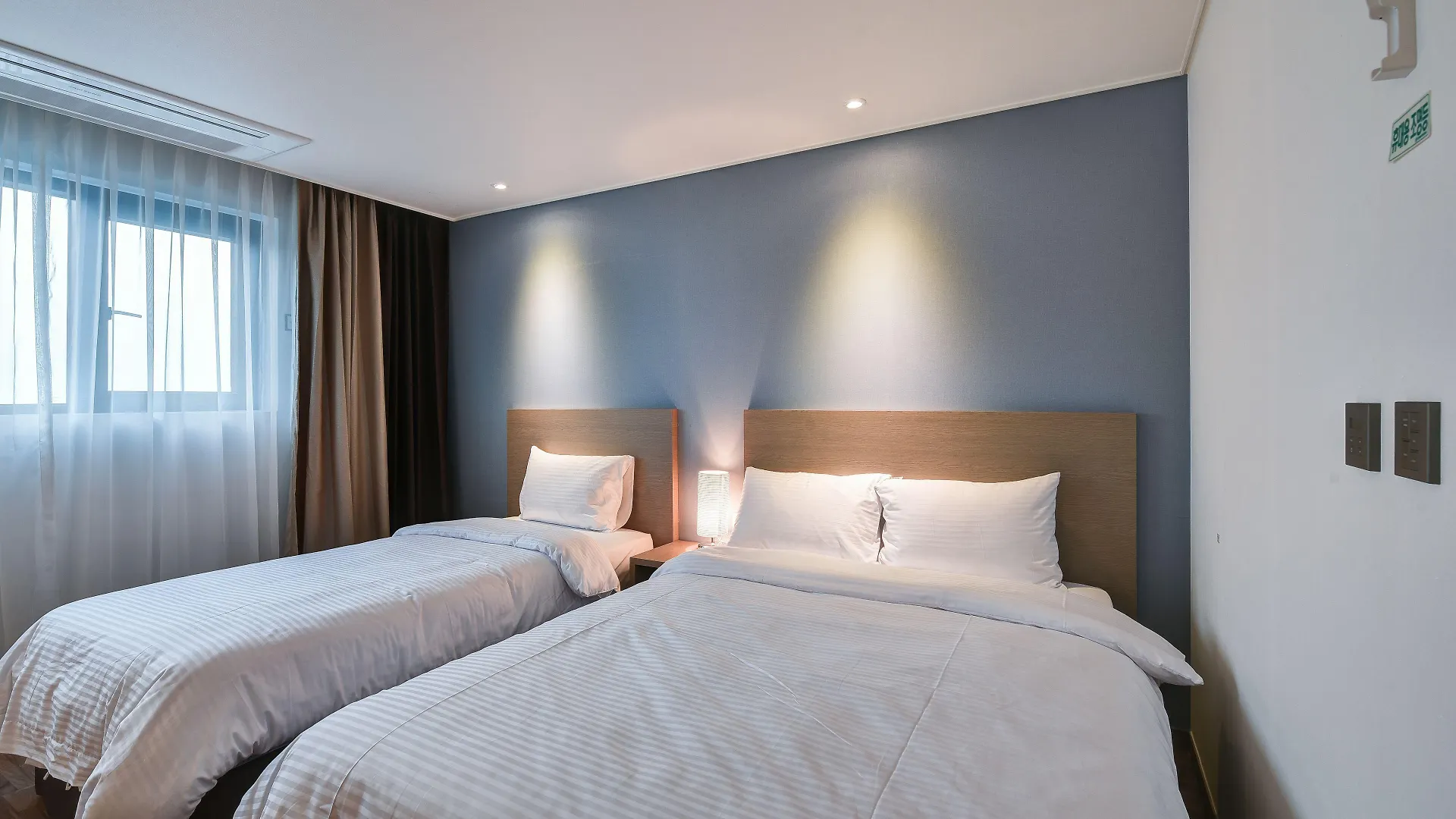 Sea Moon Tourist Hotel Incheon 3*,