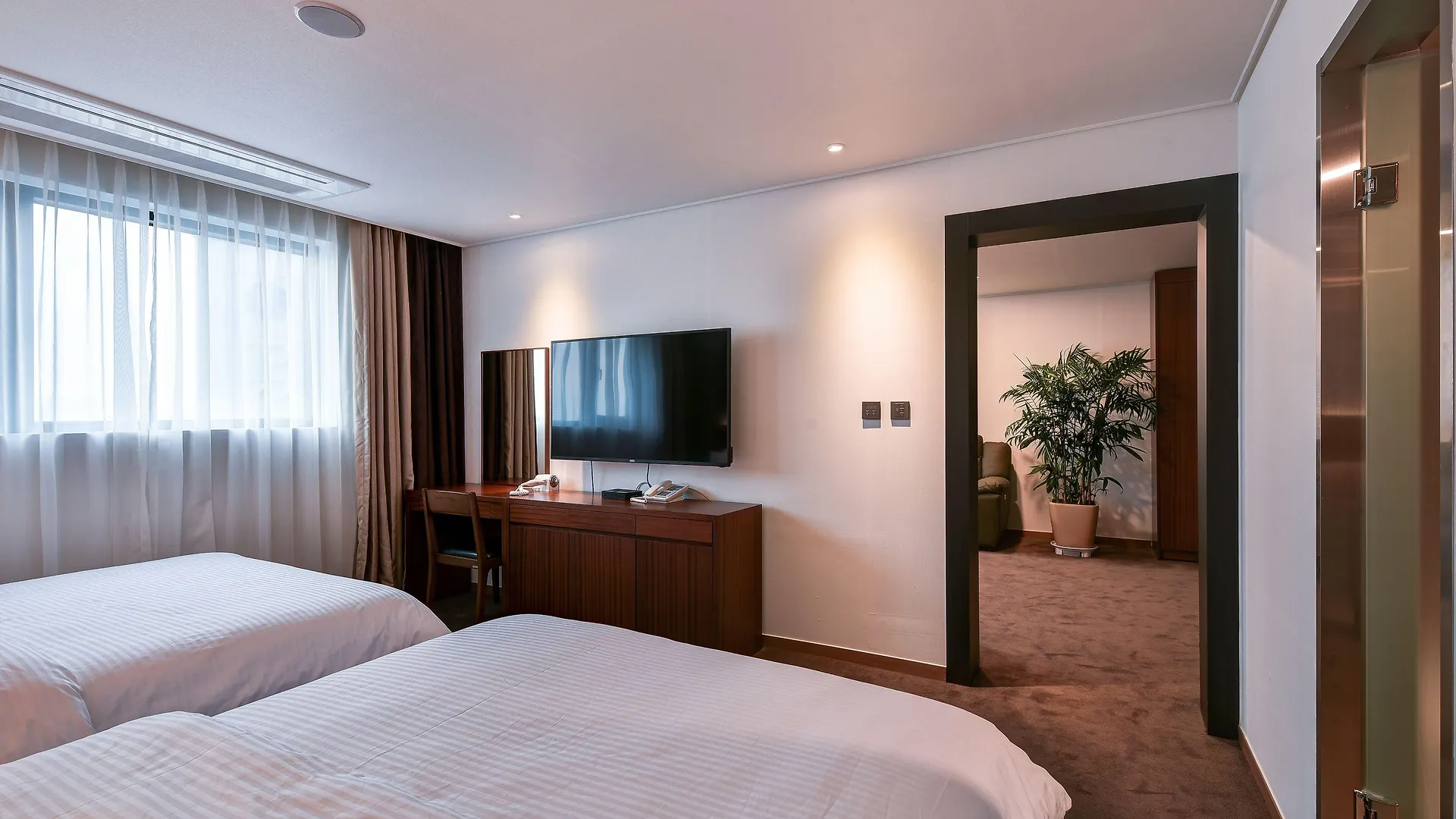 Sea Moon Tourist Hotel Incheon