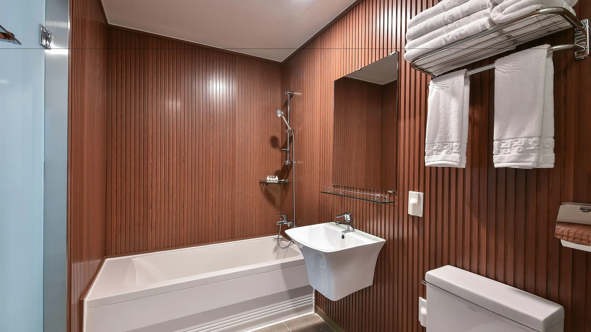 Sea Moon Tourist Hotel Incheon