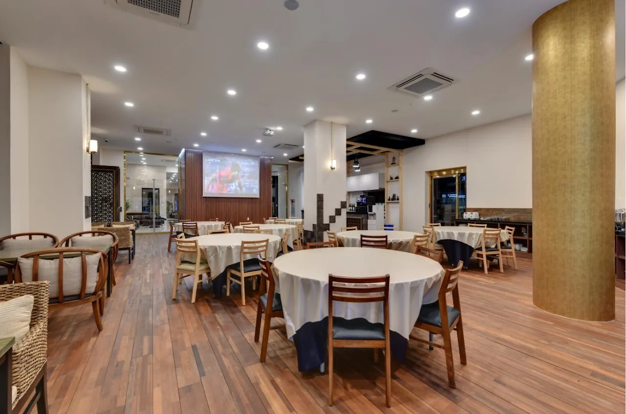Sea Moon Tourist Hotel Инчон Южная Корея