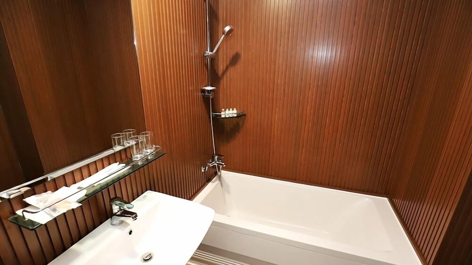 Sea Moon Tourist Hotel Incheon