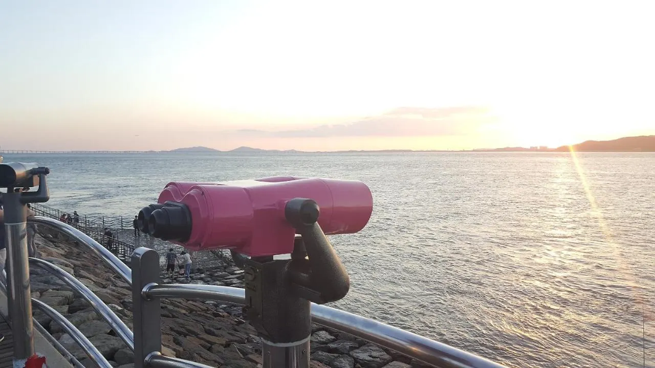 Sea Moon Tourist Hotel Incheon 3*,