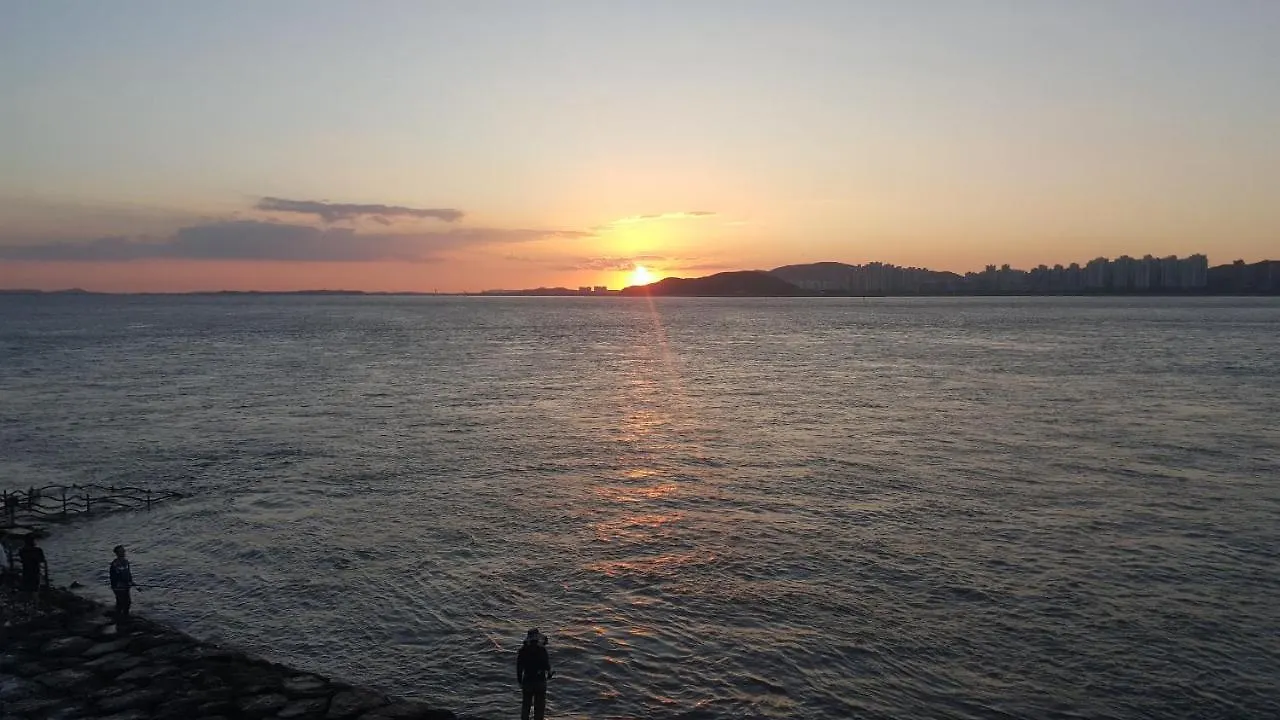 Sea Moon Tourist Hotel Incheon